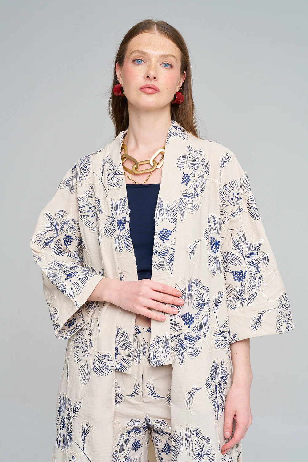 Orfeo Negro Çiçek Nakışlı Payetli Uzun Krem-Lacivert Kimono - Görsel 4