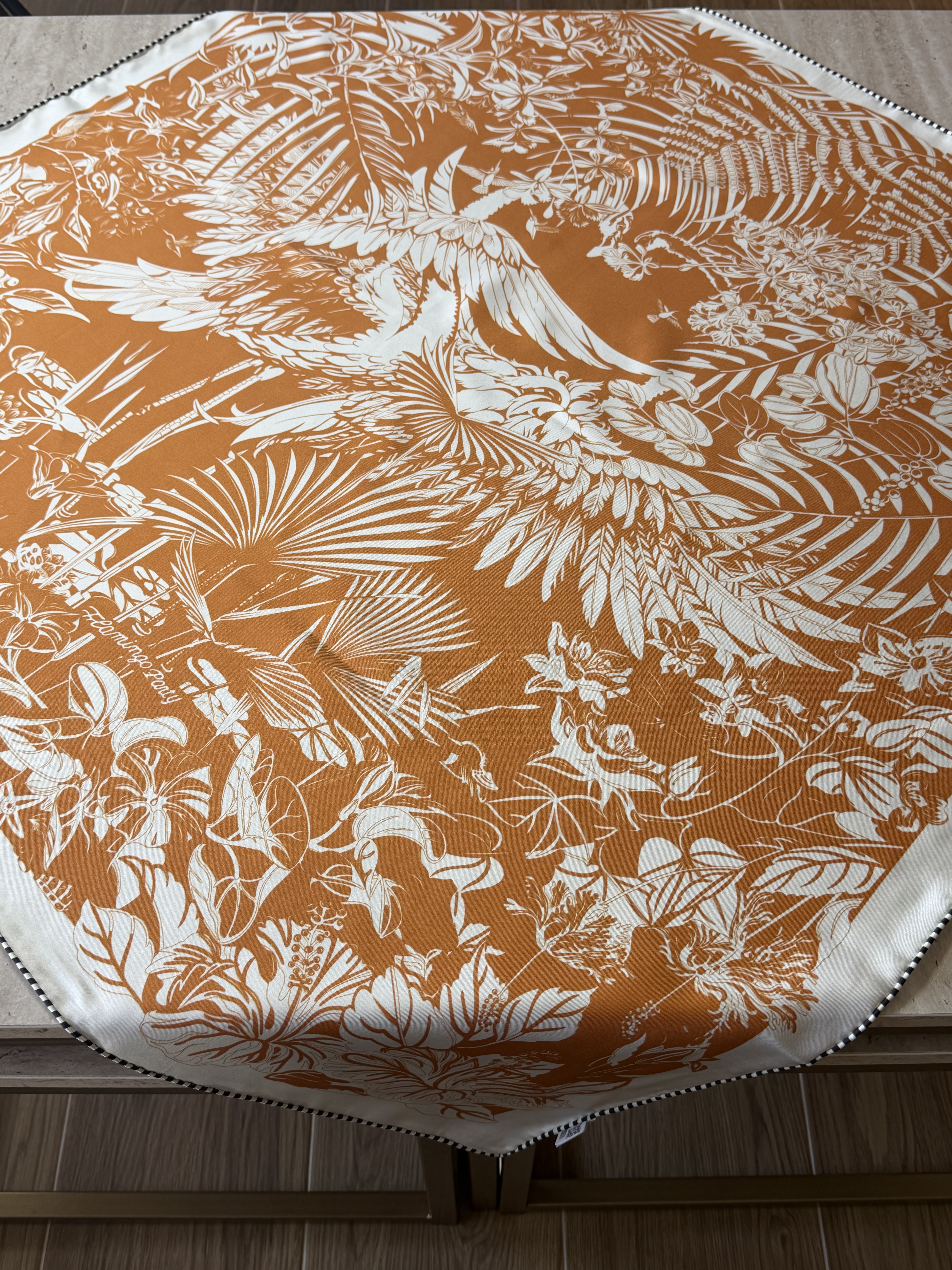 Hermès Paris İpek Eşarp | Flamingo Party Turuncu Tropikal Desen - Görsel 2