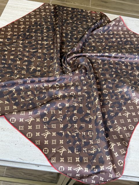 Louis Vuitton İpek Eşarp | Monogram Kahverengi Kare Eşarp