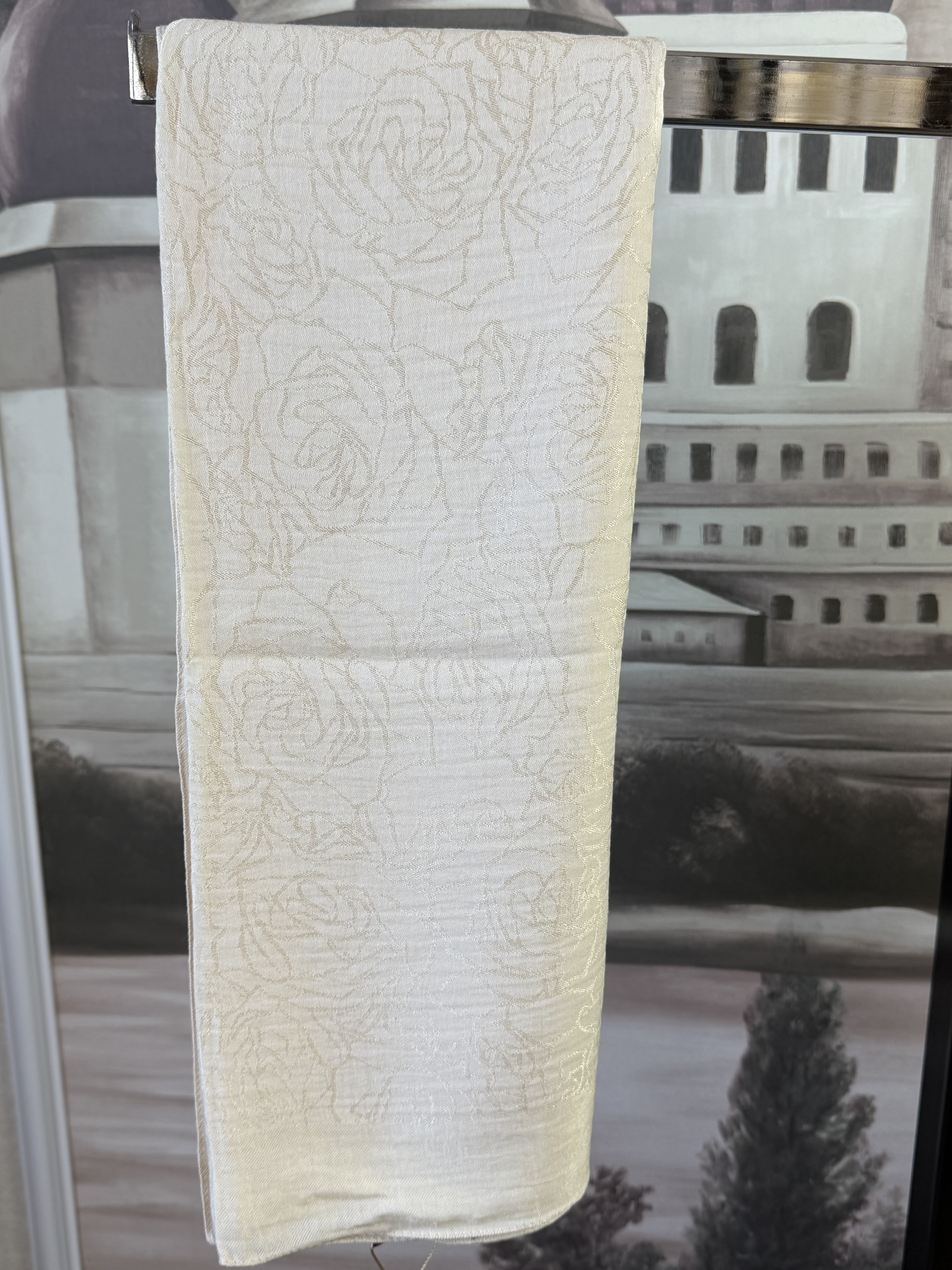 Ekru Jakarlı Gül Desenli Pamuk Şal 75x200