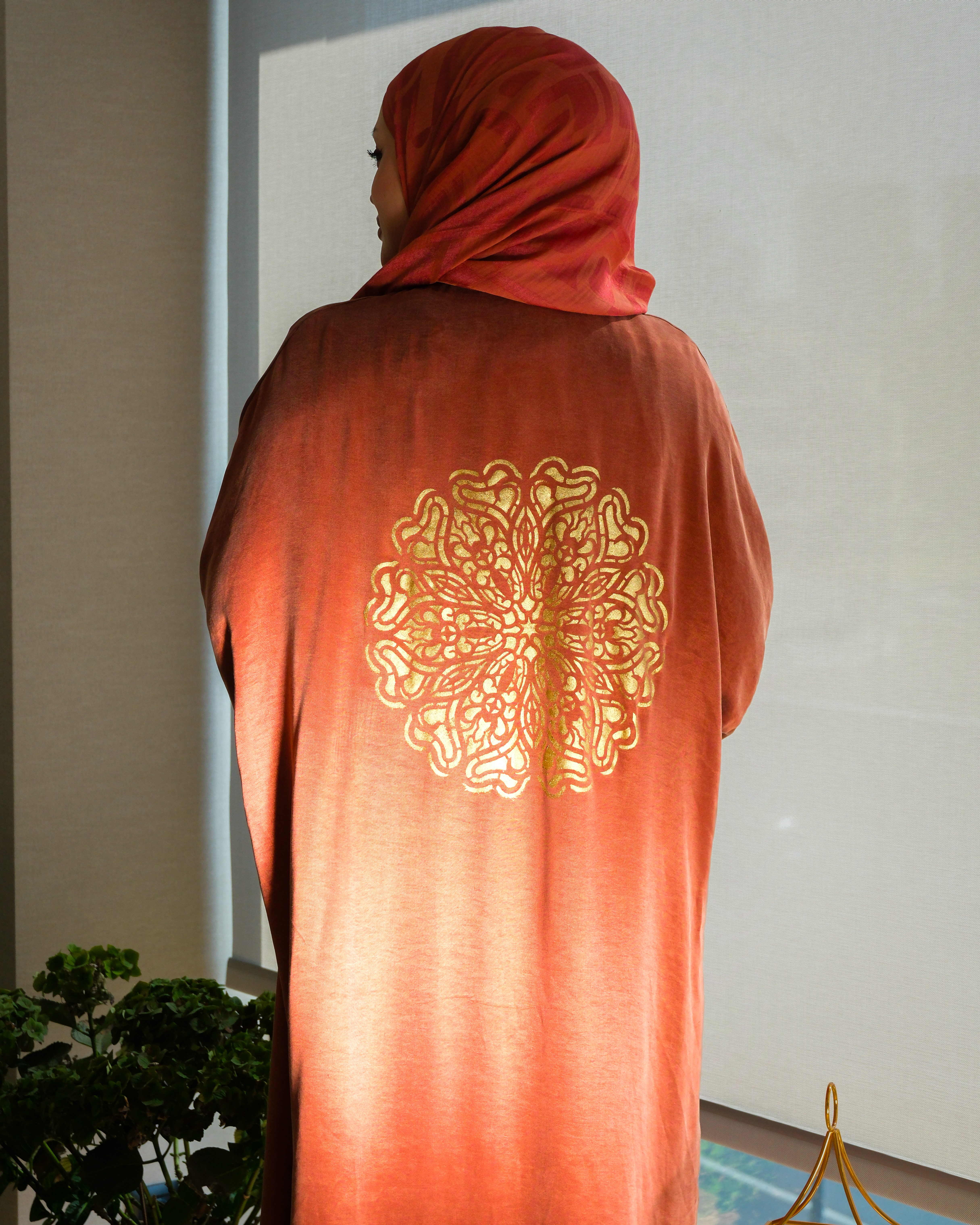 Kadın İpek Kupra Sırtı El Baskılı Kaftan Takım - Kiremit - Görsel 2