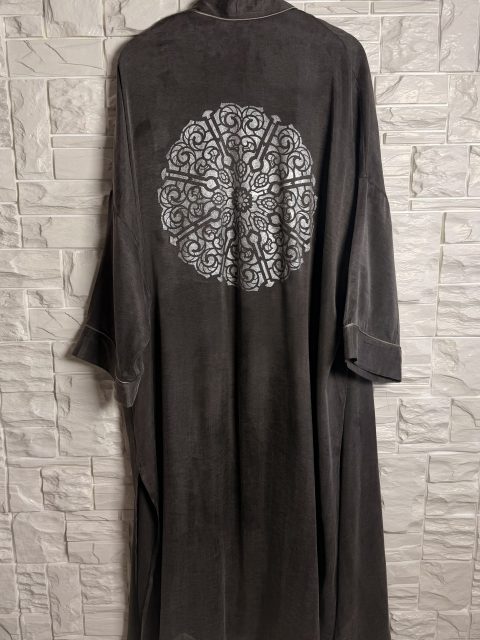 İpek Kupra Kumaş Kimono Takım - Sırtı El Baskılı Gümüş Desenli
