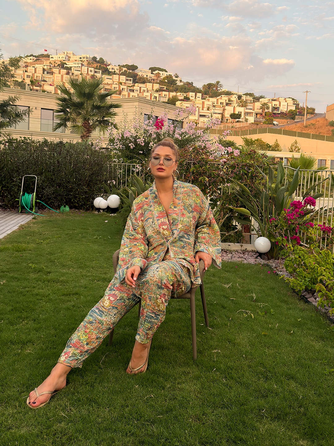Çiçek Desenli Kimono Ceket Pantolon Takım - Görsel 3